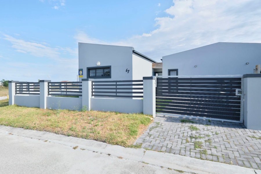 3 Bedroom Property for Sale in Parsonsvlei Eastern Cape